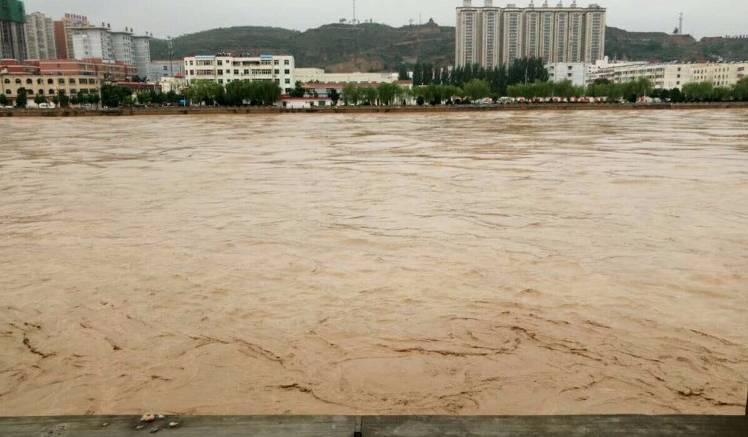 绥德地区突发洪水实时动态报道