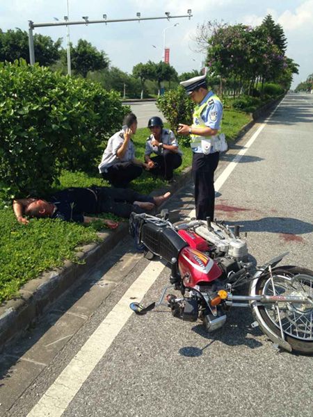 每日精选：只需十分钟，了解最新车祸动态